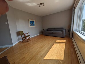 Living area - Le Cocon du Rivage Lac-Saint-Jean (Roberval)