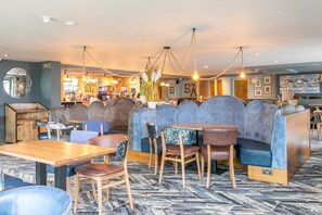 Dining - Carlisle Cabin - With Pool and More! (Port Carlisle)