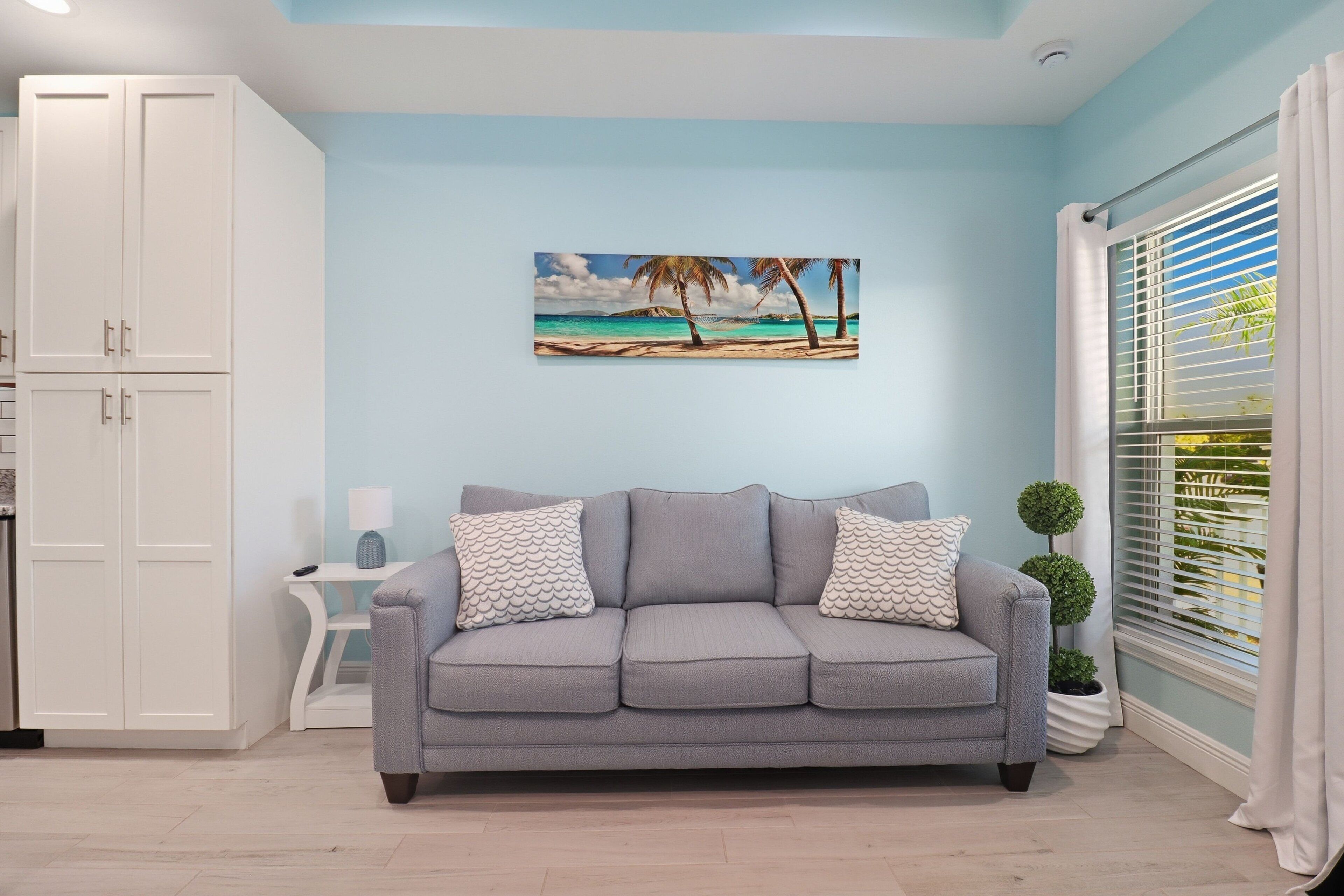 Duplex, 2 quartos | Área de estar | Smart TV, serviços de streaming