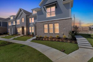 House, 2 Bedrooms | Exterior - Private Escape Near Dfw Fort Worth At&t Fifa 2 Bedroom Home (North Richland Hills)