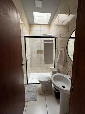 Basic Suite, Balcony, City View | Bathroom - Pousada Barra Coast (Barra Velha)