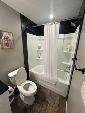 Hair dryer, towels, soap, toilet paper - Spacious 2-bedroom Basement Suite Near West Edmonton Mall. (Edmonton)