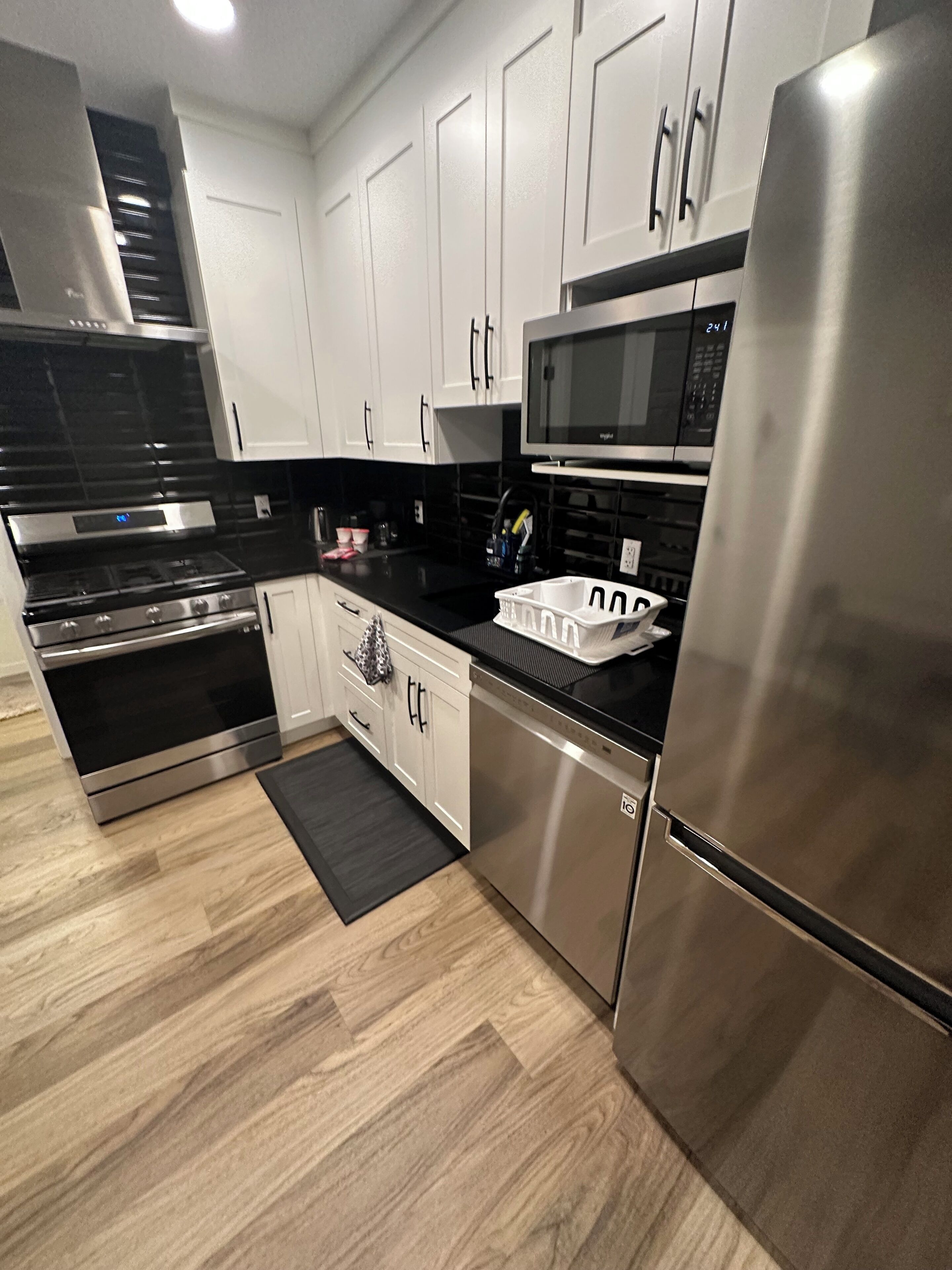 Microwave, oven, stovetop, dishwasher