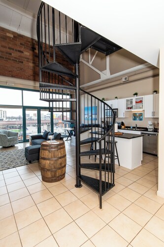 Cedar Point View! Cozy Family Loft