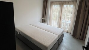 Room - 2 bedroom accommodation in Julianadorp (Julianadorp)