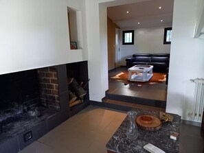 Interior - GITE IN PROVENCAL FARMHOUSE WITH PRIVATE POOL (Uchaux)