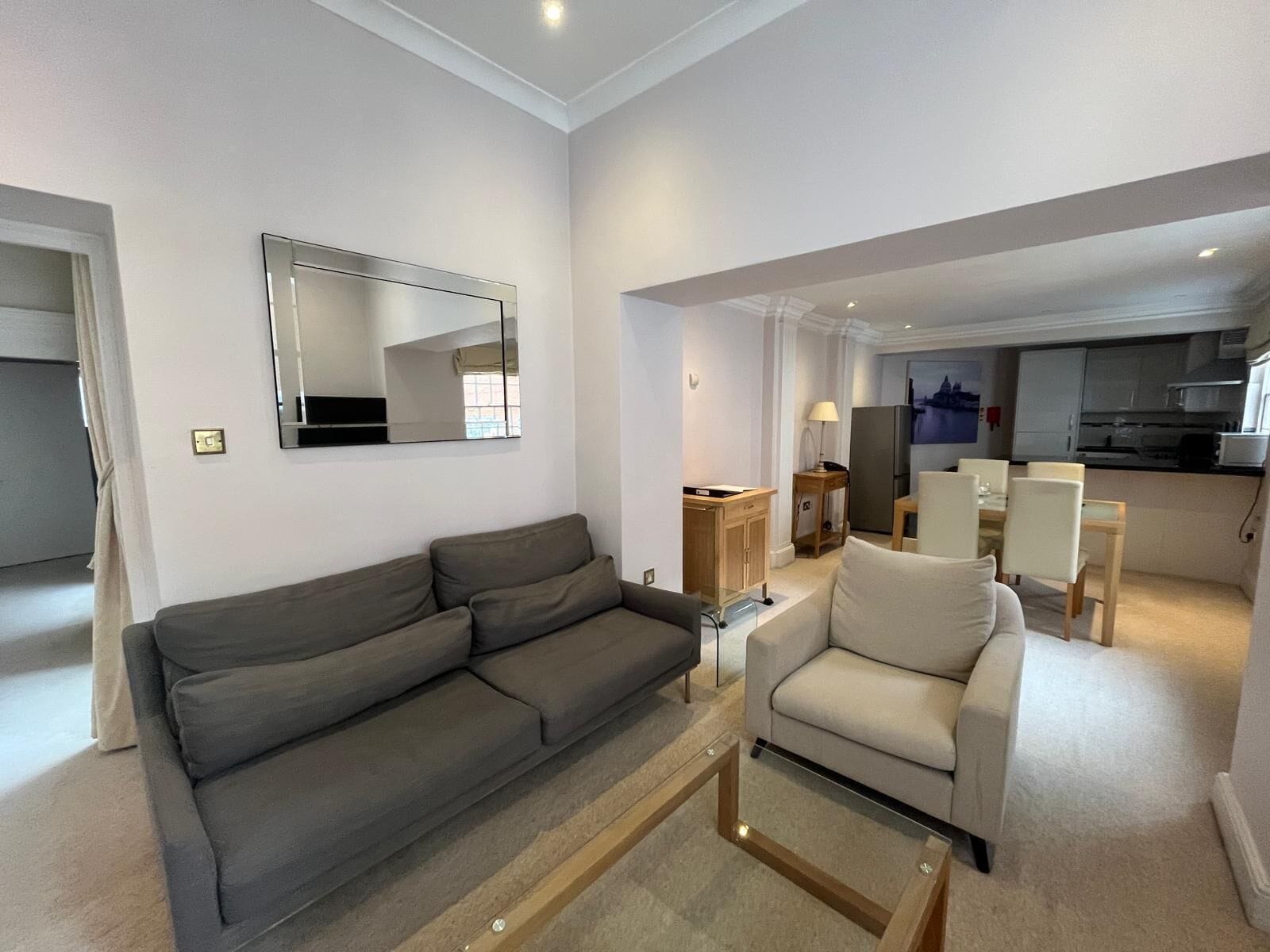 Deluxe Apartment | Living area