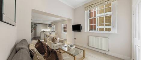 ดีลักซ์อพาร์ทเมนท์ | บริเวณนั่งเล่น