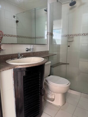 Apartment, 1 Bedroom, Accessible | Bathroom - El Laguito Beach Cartagena (Cartagena)