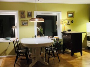 Apartment, 2 Bedrooms, Balcony | Dining room - Penthouse in Farsund (Farsund)