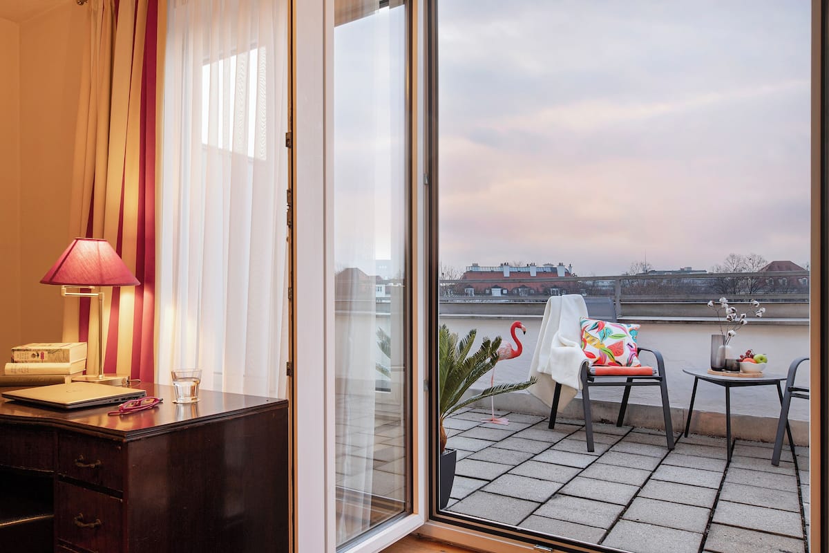 Comfort Double Room, Private Bathroom, City View