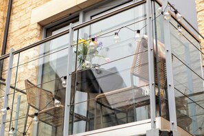Exterior detail - The Walcot Townhouse (Bath)
