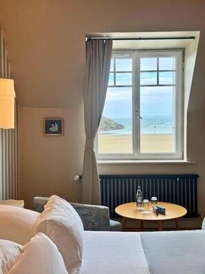Classic Double or Twin Room, Ocean View | In-room safe, blackout curtains, soundproofing, iron/ironing board