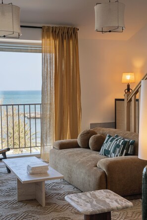 Living area - Incredible Sea View: Quiet Cocoon on the Top Floor (Collioure)