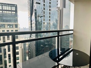 奢华公寓式客房, 阳台, 城市景观 | 阳台