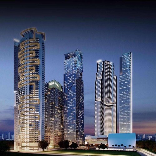 Stunning 38th Floor Skyline View Milano 