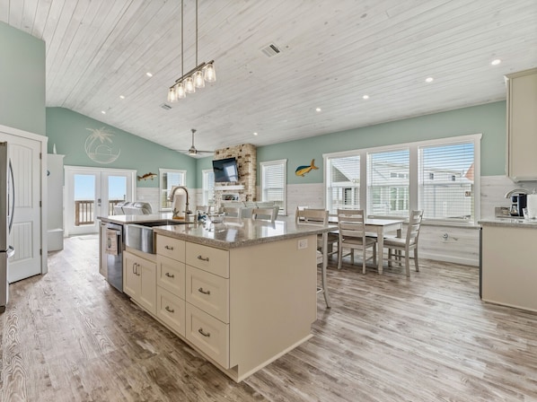 Fridge, microwave, oven, stovetop - Brand-New ICW Retreat with Beach Views - 3 Bed/2.5 Bath - Beach Views (Sargent)
