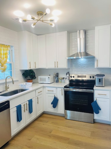 Peter & Rita’s Inspired Cottage Retreat one-of-a-kind family destination.