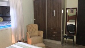 Comfort Suite, Pool View | Iron/ironing board, free WiFi - Pousada Allmar (Bertioga)