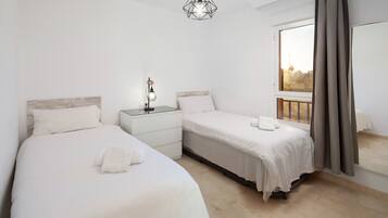 2 bedrooms