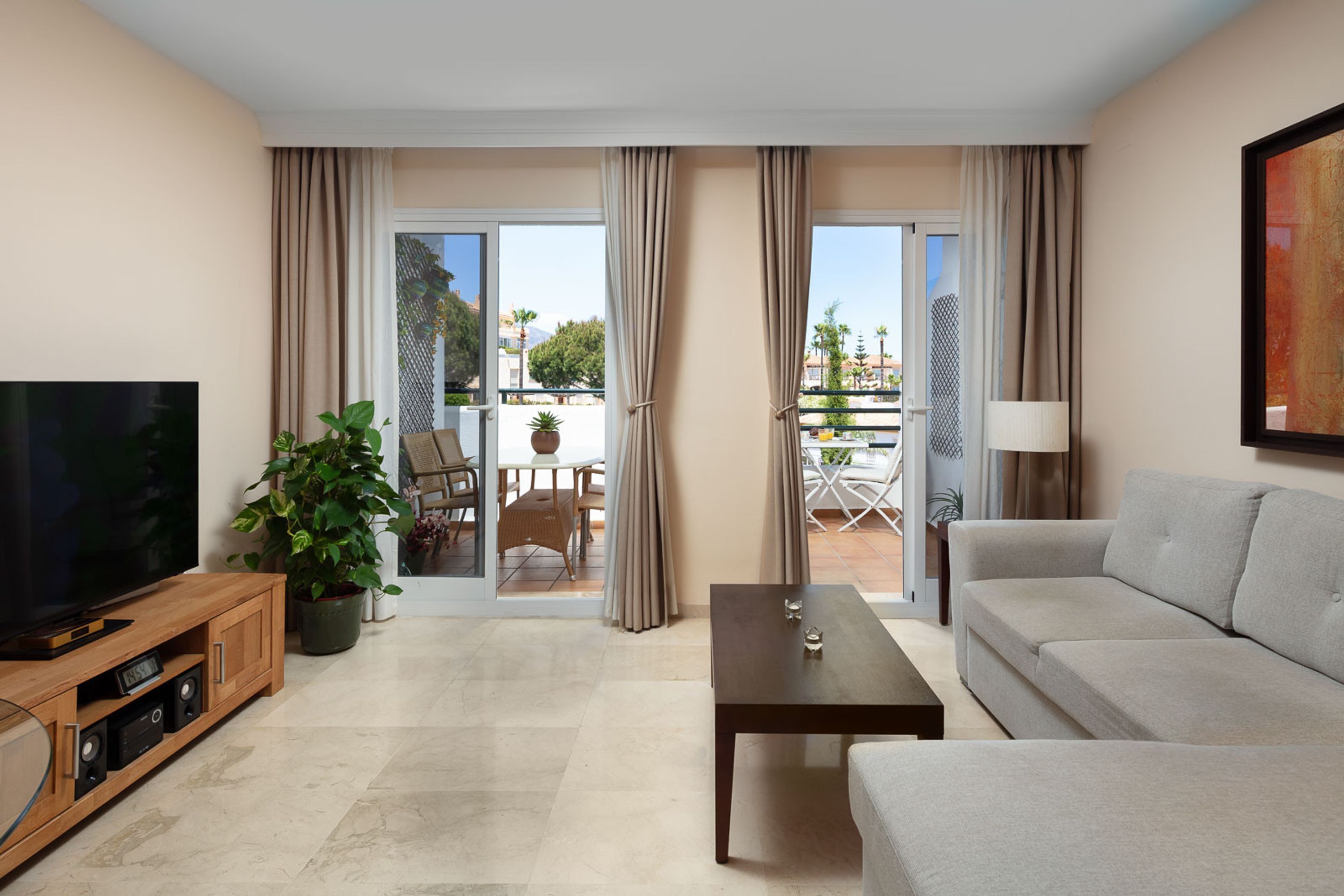 2 bedrooms