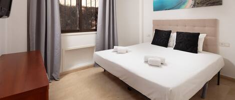 2 bedrooms
