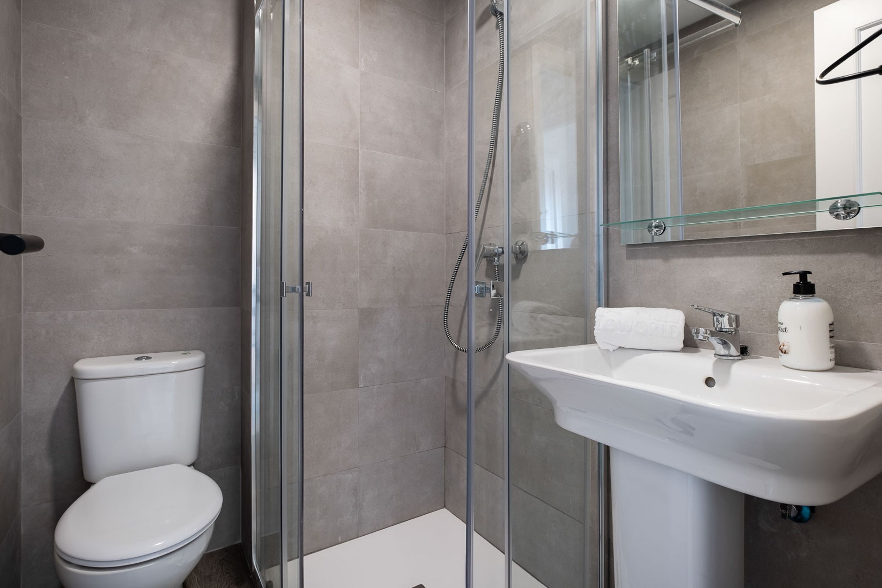 House | 2 bedrooms