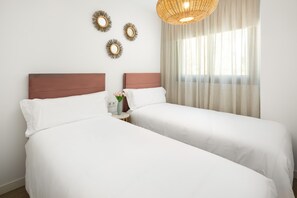 House - AS EXT Estp ONE 80 Suites 211a (Estepona)