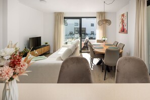 House - AS EXT Estp ONE 80 Suites 211a (Estepona)