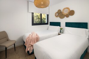House - AS EXT Estp ONE 80 Suites 211a (Estepona)