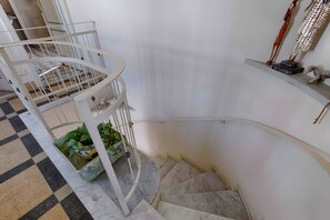 Interior - Holiday Home 'Patrizia - Viareggio' with Sea View, Balcony and Wi-Fi (Viareggio)
