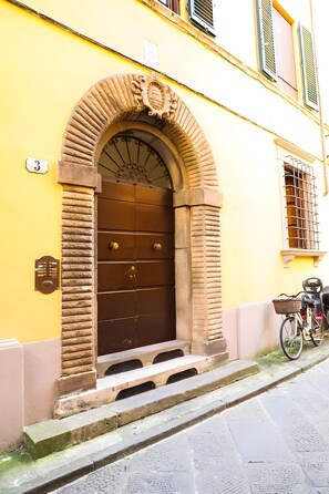 Exterior detail - Apartment 'Casa Del Tato Central  - 2' with Wi-Fi (Lucca)