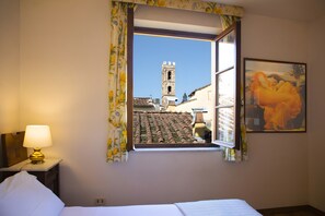 WiFi, bed sheets - Apartment 'Casa Del Tato Central  - 2' with Wi-Fi (Lucca)