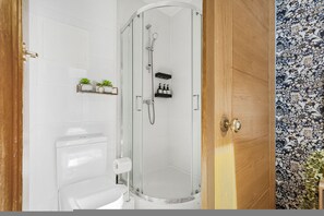 House - Prime Covent Garden - Modern 2 Bedrooms - 3 Bath (London)