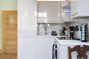 House - Prime Covent Garden - Modern 2 Bedrooms - 3 Bath (London)