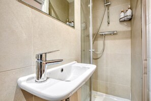 House - Zen Chelsea Townhouse 3BR 3 5BA Terrace (London)