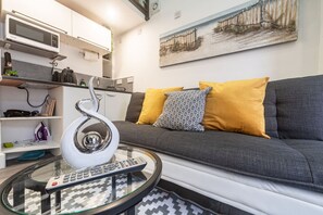 House - Quirky Studio in Central Reading (Reading)