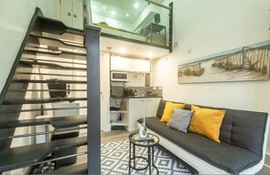 House | 1 bedroom - Quirky Studio in Central Reading (Reading)