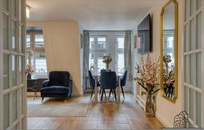 House - Spectacular 2 Bed Mayfair (London)