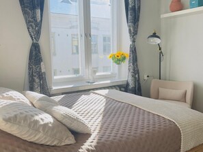 Eenvoudig appartement, uitzicht op binnenplaats | Kameruitzicht