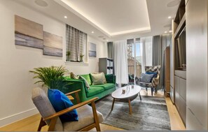 House - Canal Side Luxury 1 Bed Chelsea (London)