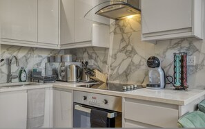 House - Elegant 2bed Apt in the Heart of Covent Garden (London)