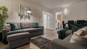 Rumah | 4 kamar tidur