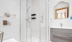 House - Charming 2bed Garden Apartment in Covent Garden (London)