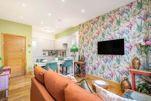 House - Charming 2bed Garden Apartment in Covent Garden (London)