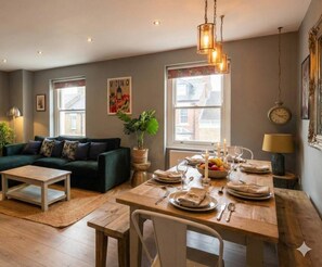 House - Westbourne Park 3bdr Canal Side Home (London)