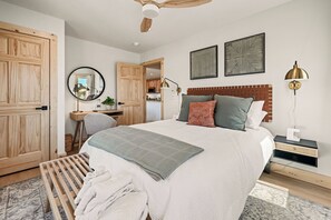 Room - Putting Green+Beach+Hot Tub+Game Room+Fire pit (New Lisbon)