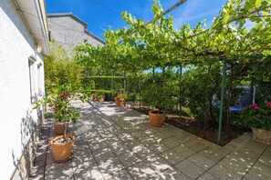 Property grounds - Apartment created for enjoyment (Crikvenica)