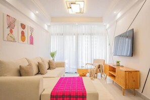 Living area - 1 bedroom | Modern and bright| Westlands | Nairobi (Nairobi)