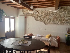 Dining - Vrbo Property (Anghiari)